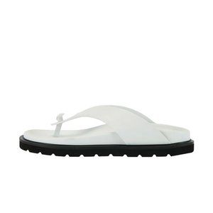 Reike Nen | Leather Flip-Flop Sandals in White